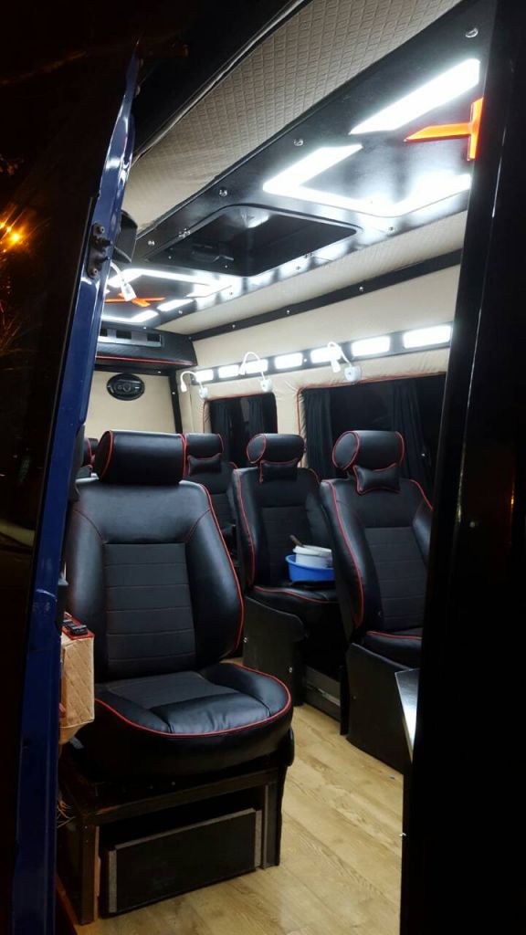 მრ.ავტობუსი - VOLKSWAGEN