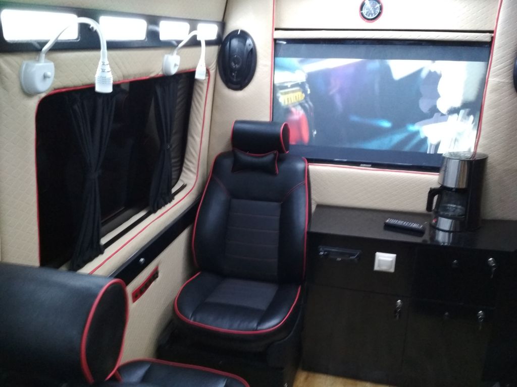 მრ.ავტობუსი - VOLKSWAGEN