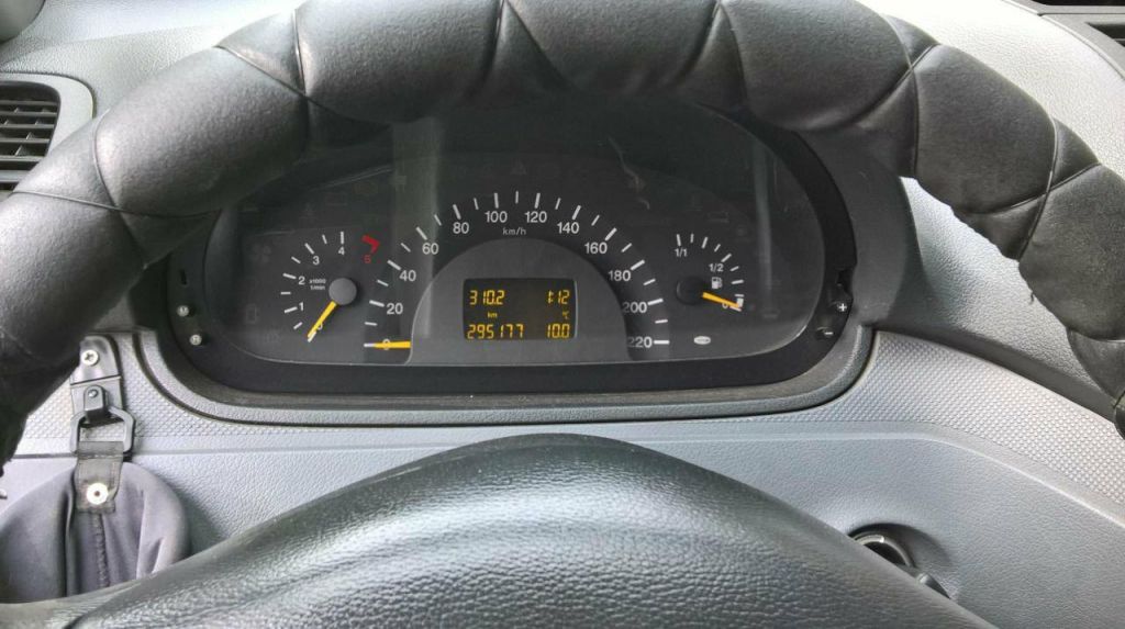 минивэн - MERCEDES-BENZ