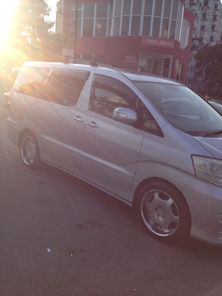 მინივენი - TOYOTA