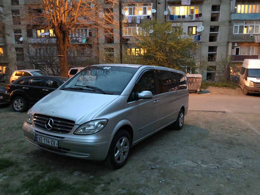 Minivan - MERCEDES-BENZ