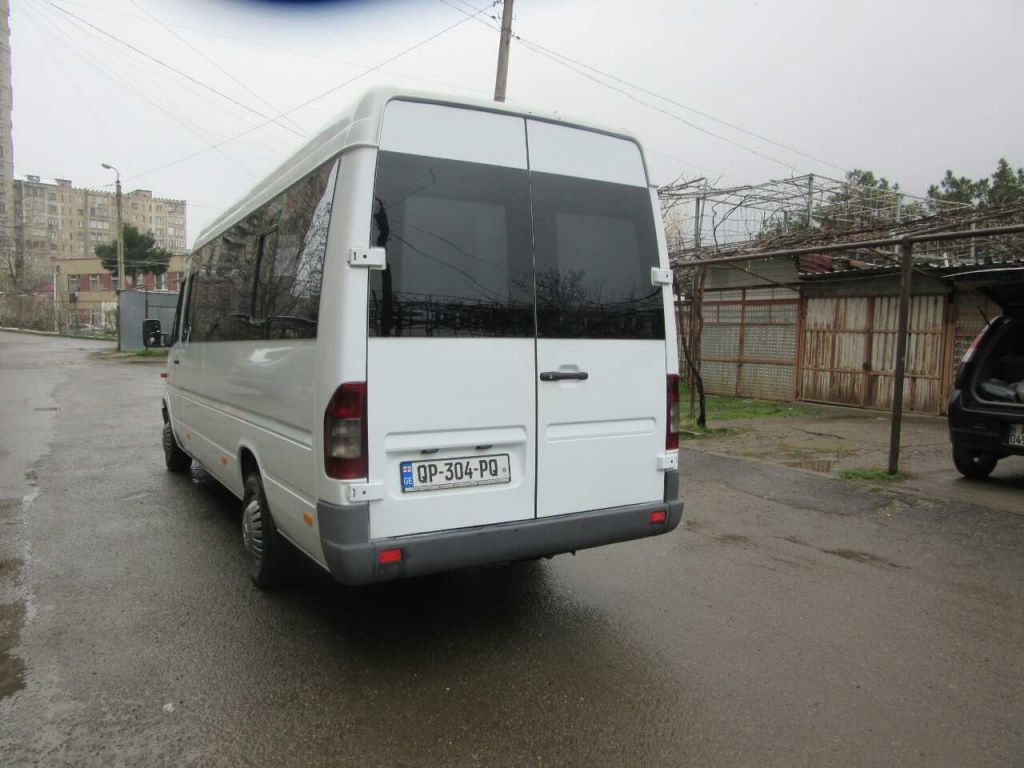 მრ.ავტობუსი - MERCEDES-BENZ