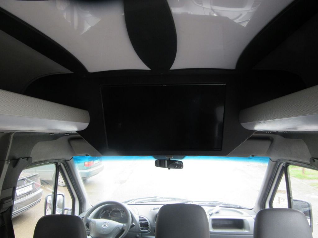 მრ.ავტობუსი - MERCEDES-BENZ