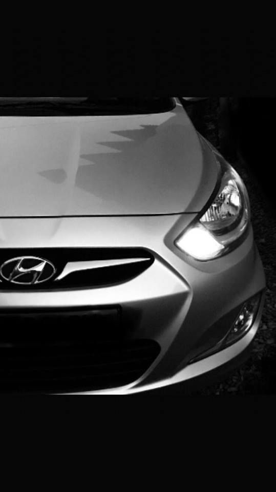 седан - HYUNDAI