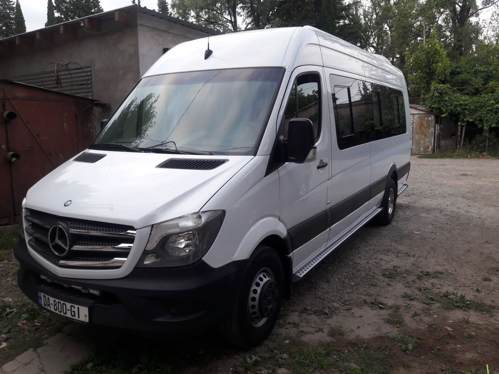 მრ.ავტობუსი - MERCEDES-BENZ