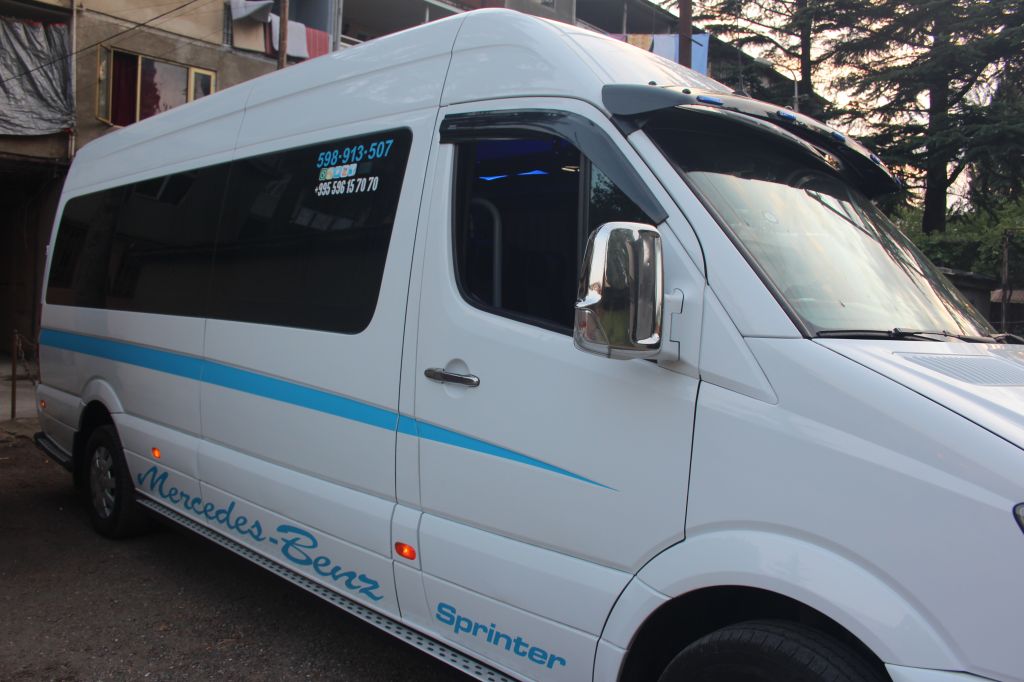 მრ.ავტობუსი - MERCEDES-BENZ