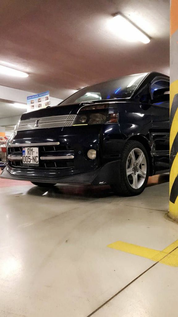 მინივენი - TOYOTA