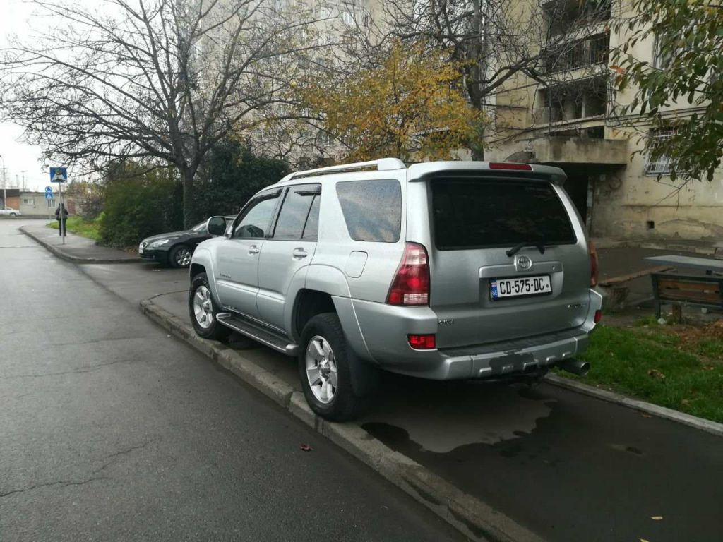 ჯიპი - TOYOTA