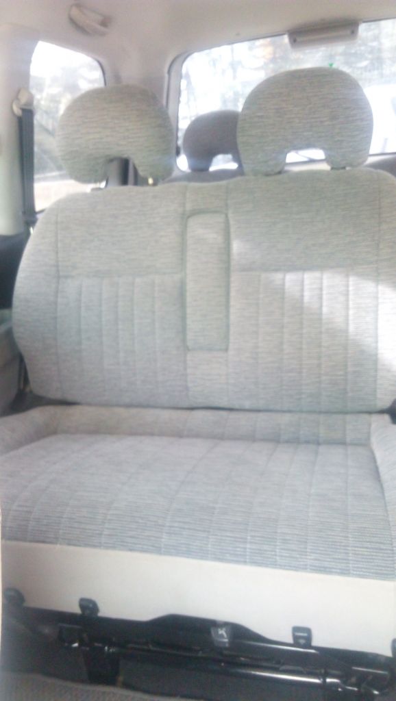 Minivan - MITSUBISHI