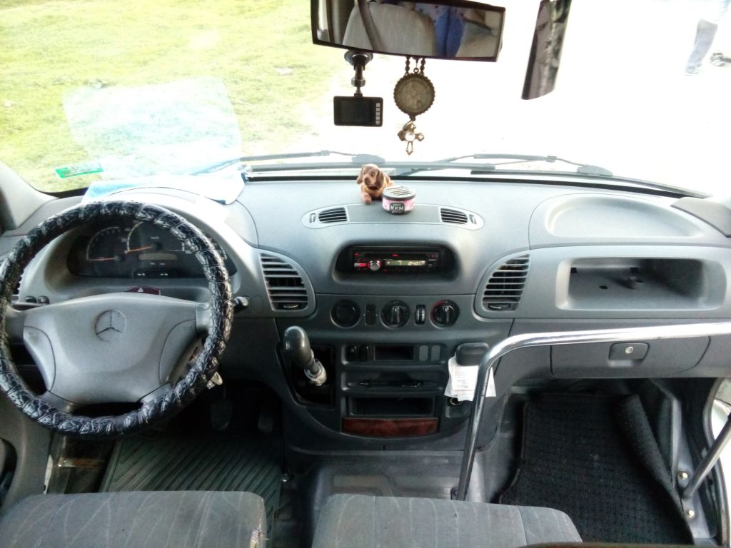 микроавтобус - MERCEDES-BENZ