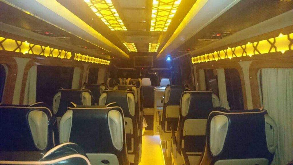 Micro Bus - MERCEDES-BENZ