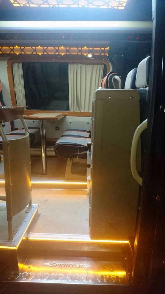 Micro Bus - MERCEDES-BENZ