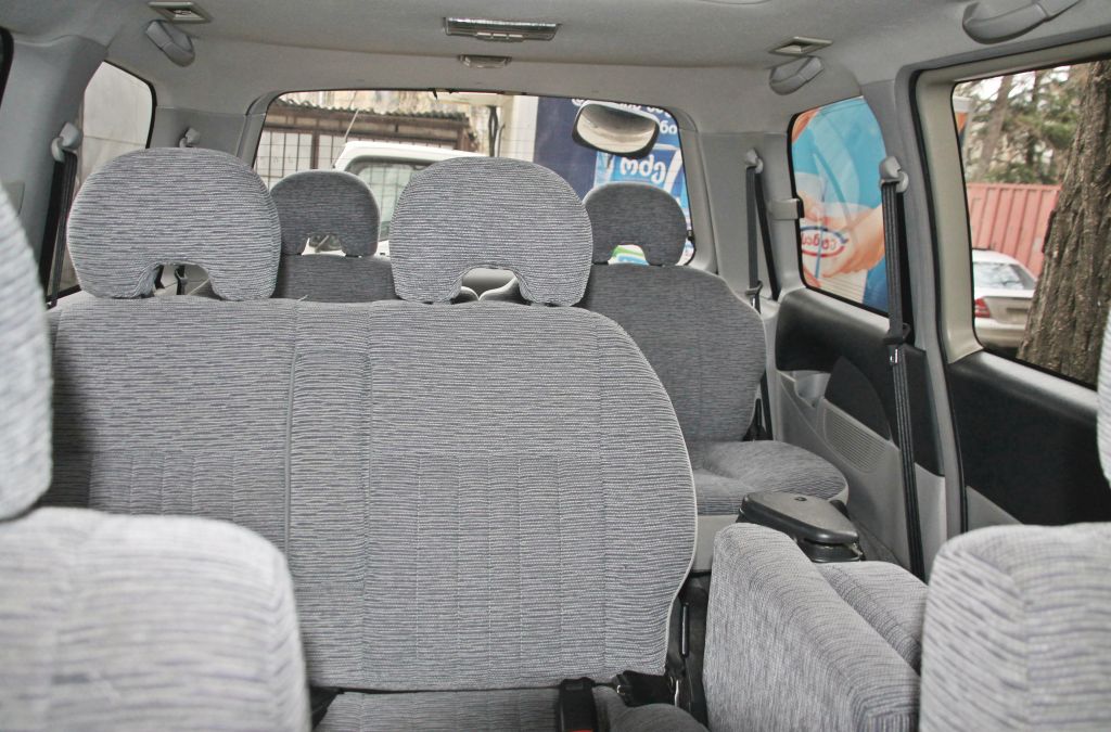 მინივენი - MITSUBISHI