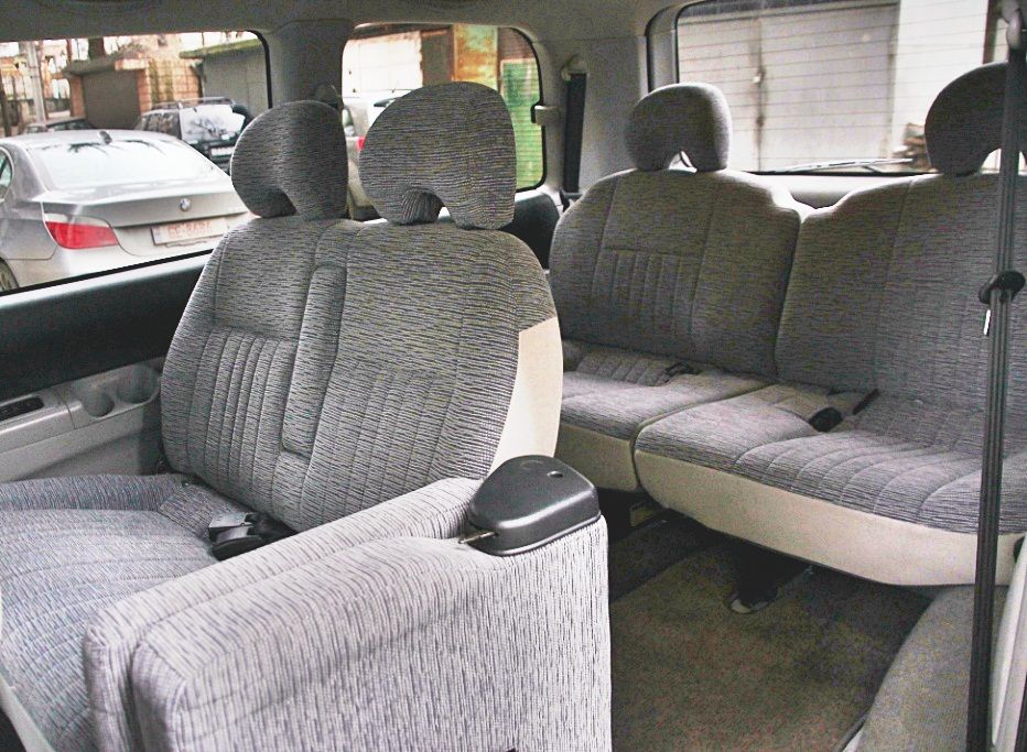 მინივენი - MITSUBISHI