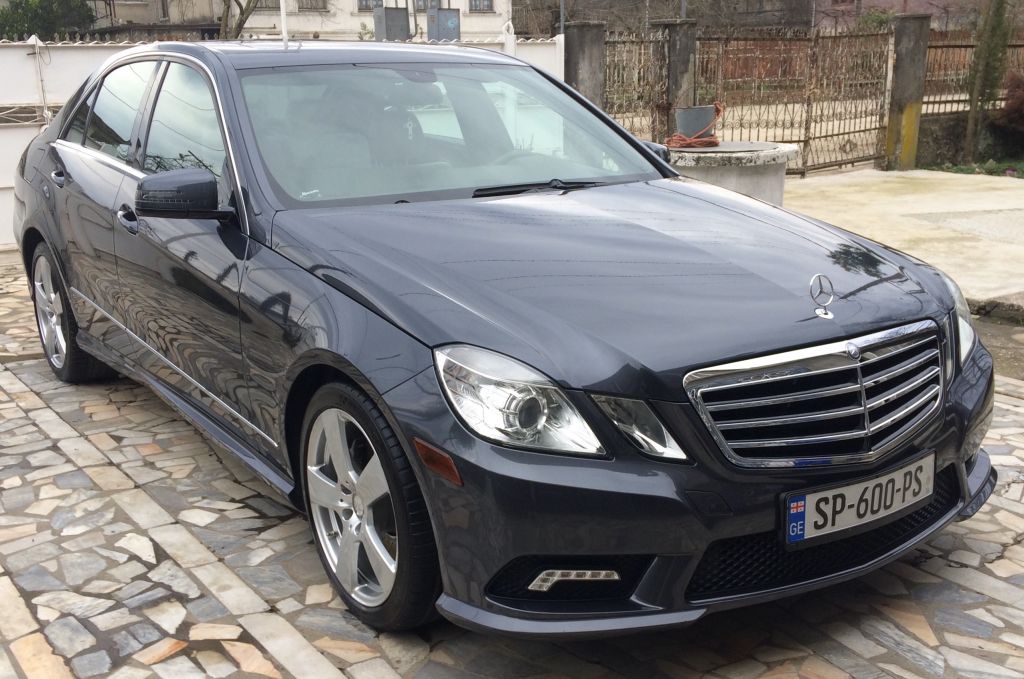 სედანი - MERCEDES-BENZ