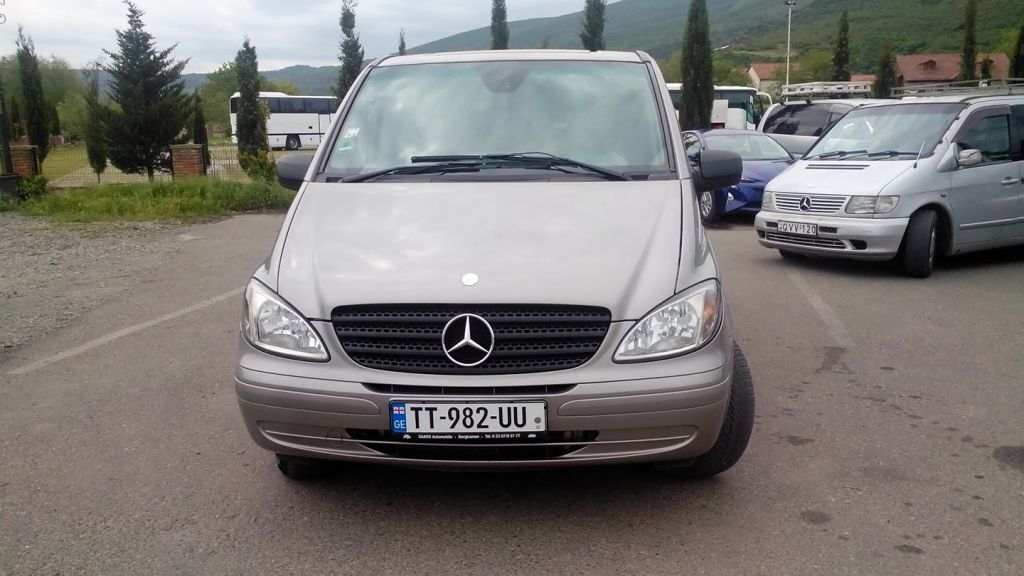 Minivan - MERCEDES-BENZ