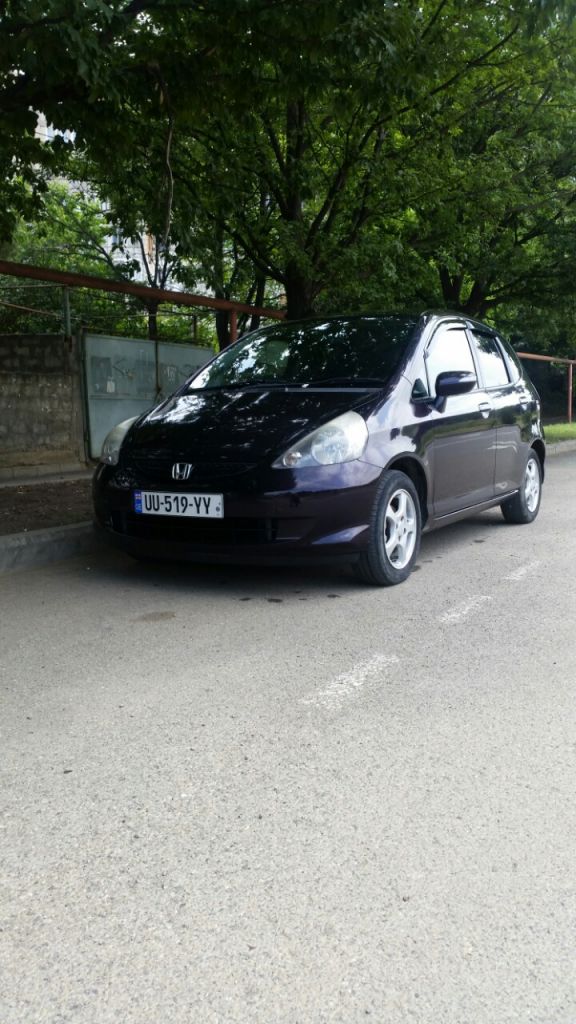 სედანი - HONDA