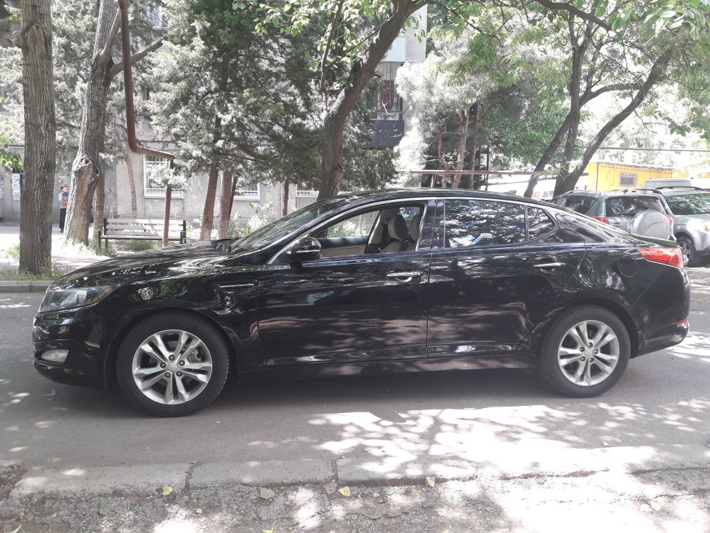 სედანი - KIA