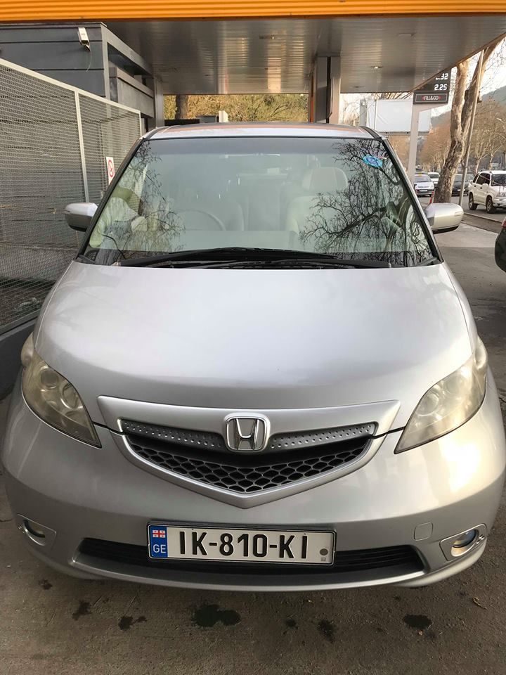 მინივენი - HONDA