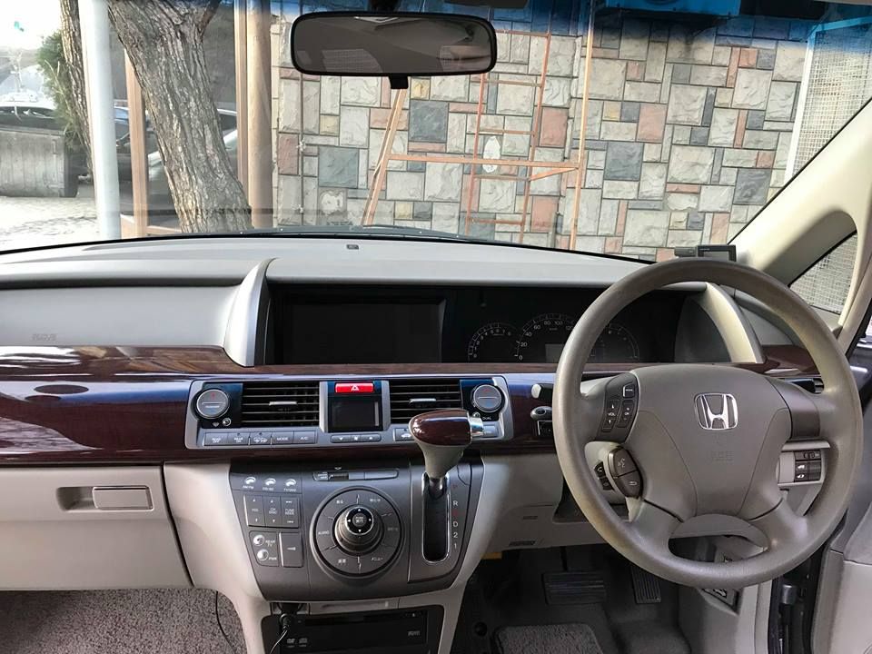 მინივენი - HONDA