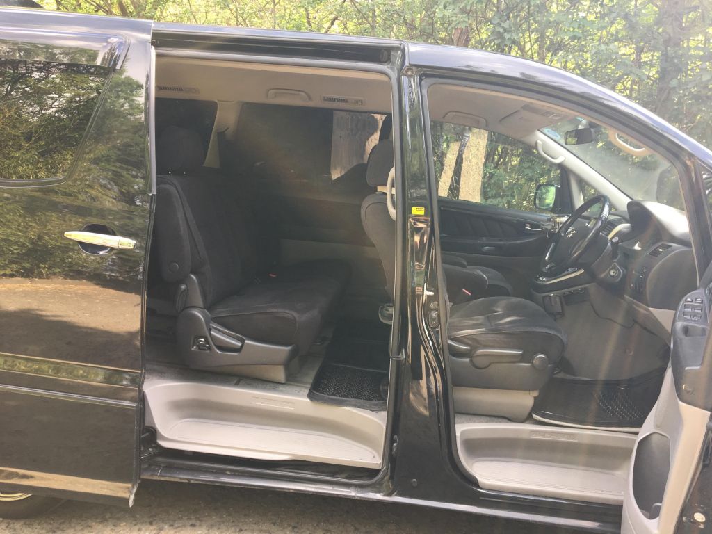 მინივენი - TOYOTA