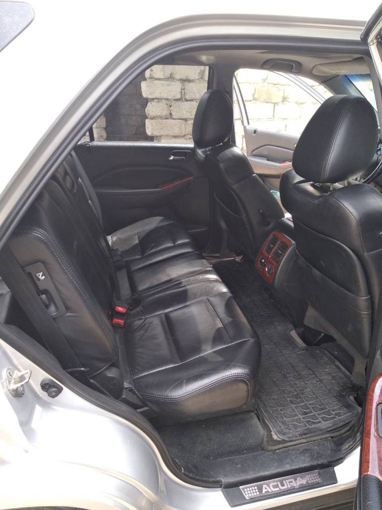 ჯიპი - ACURA