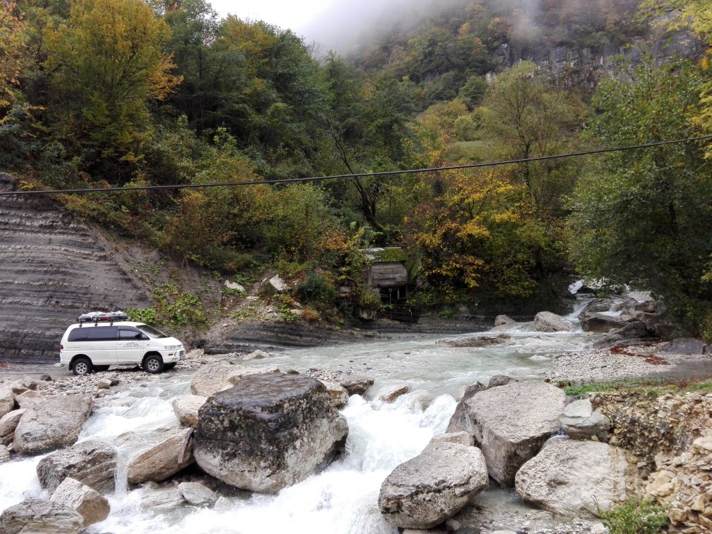 ჯიპი - MITSUBISHI