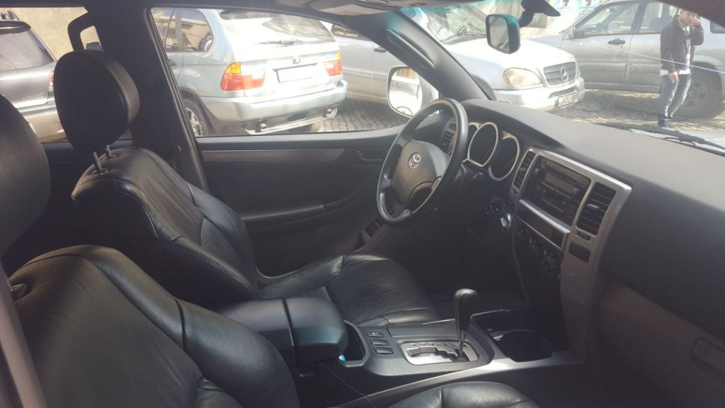 ჯიპი - TOYOTA