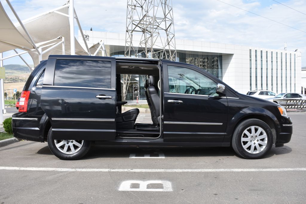 минивэн - CHRYSLER