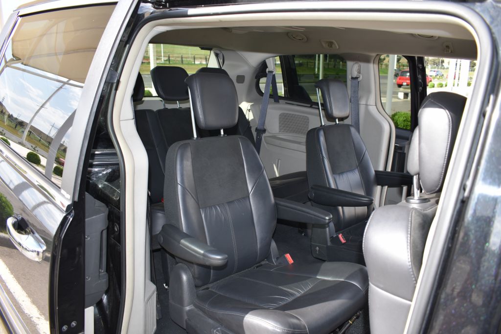 минивэн - CHRYSLER