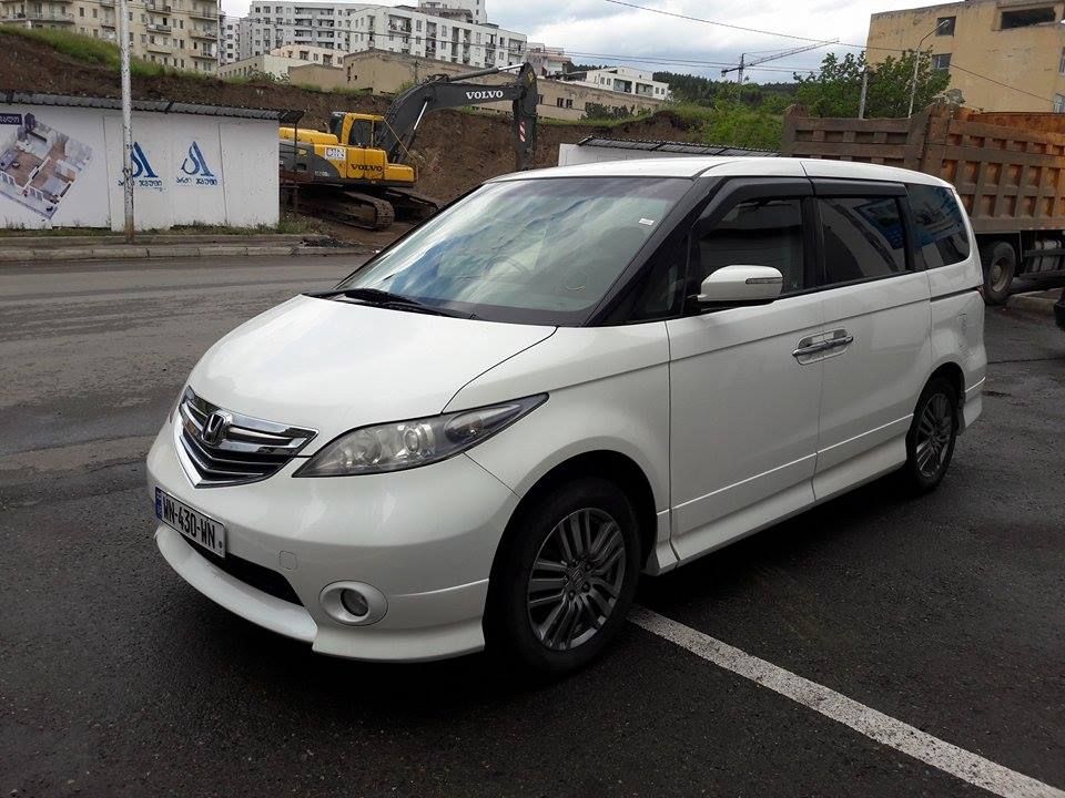 მინივენი - HONDA