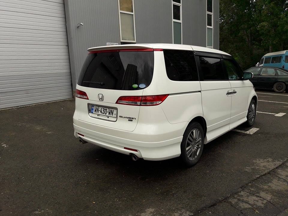 მინივენი - HONDA