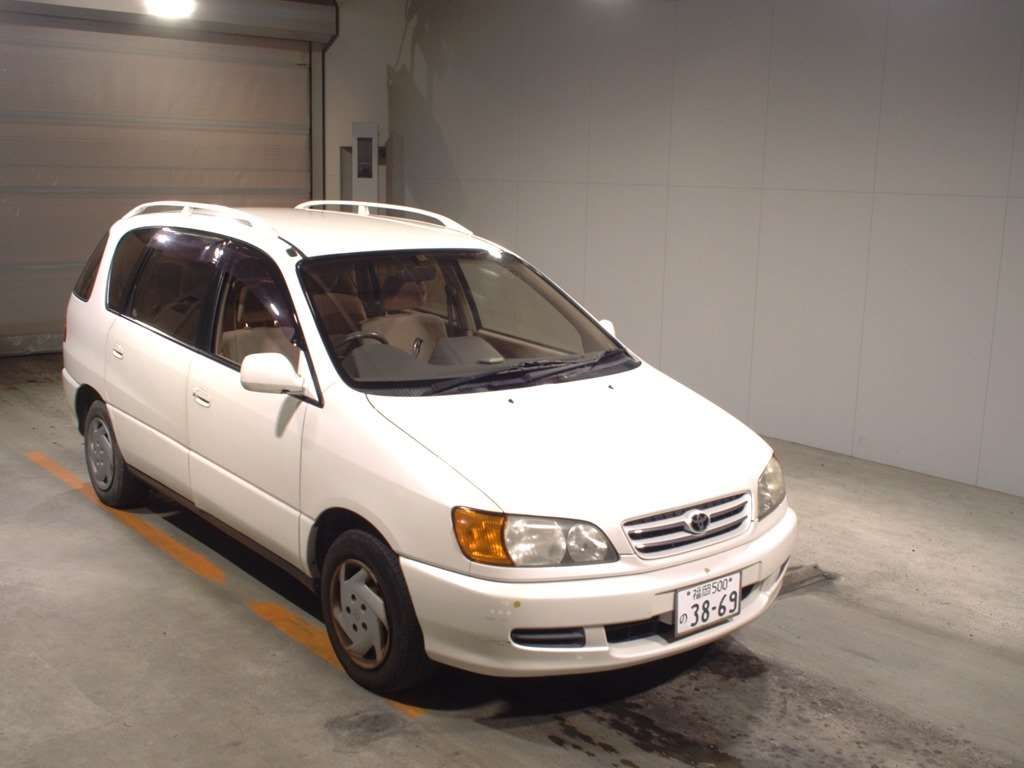 Minivan - TOYOTA