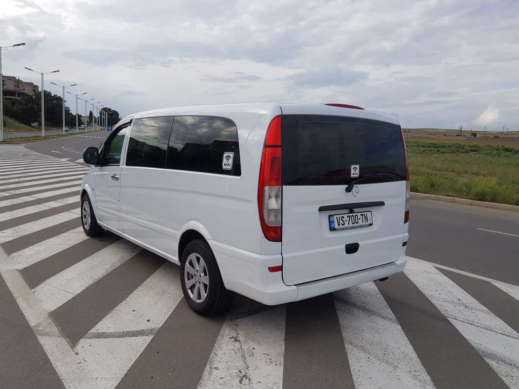 Minivan - MERCEDES-BENZ