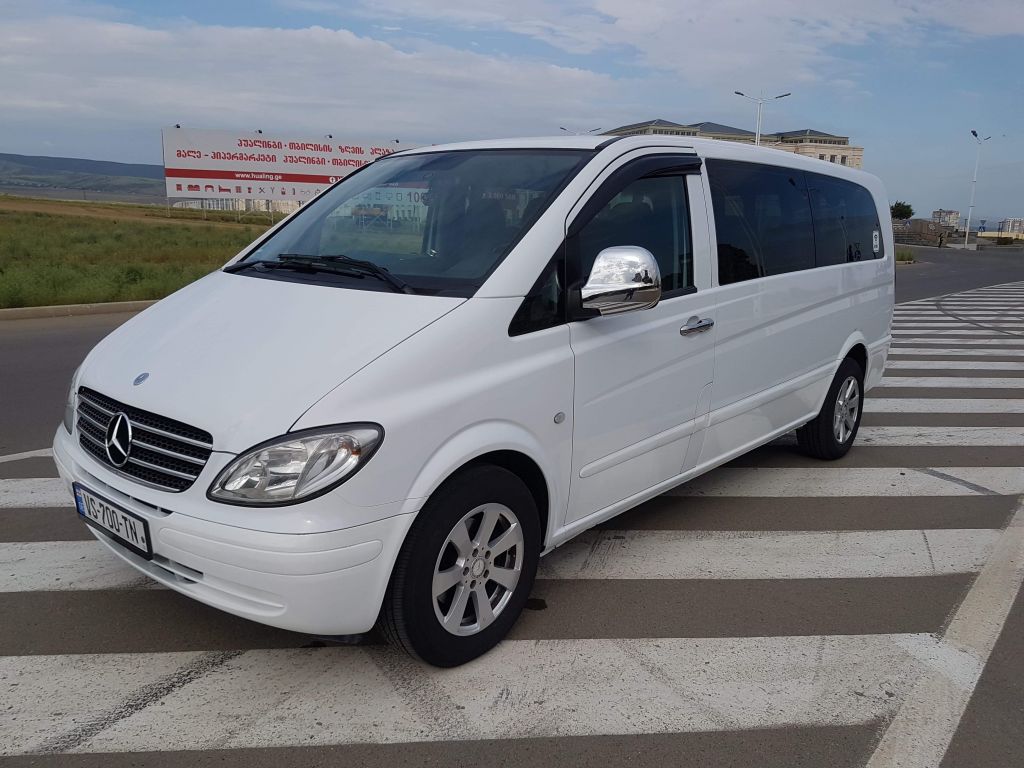 Minivan - MERCEDES-BENZ