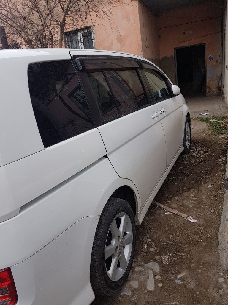 მინივენი - TOYOTA