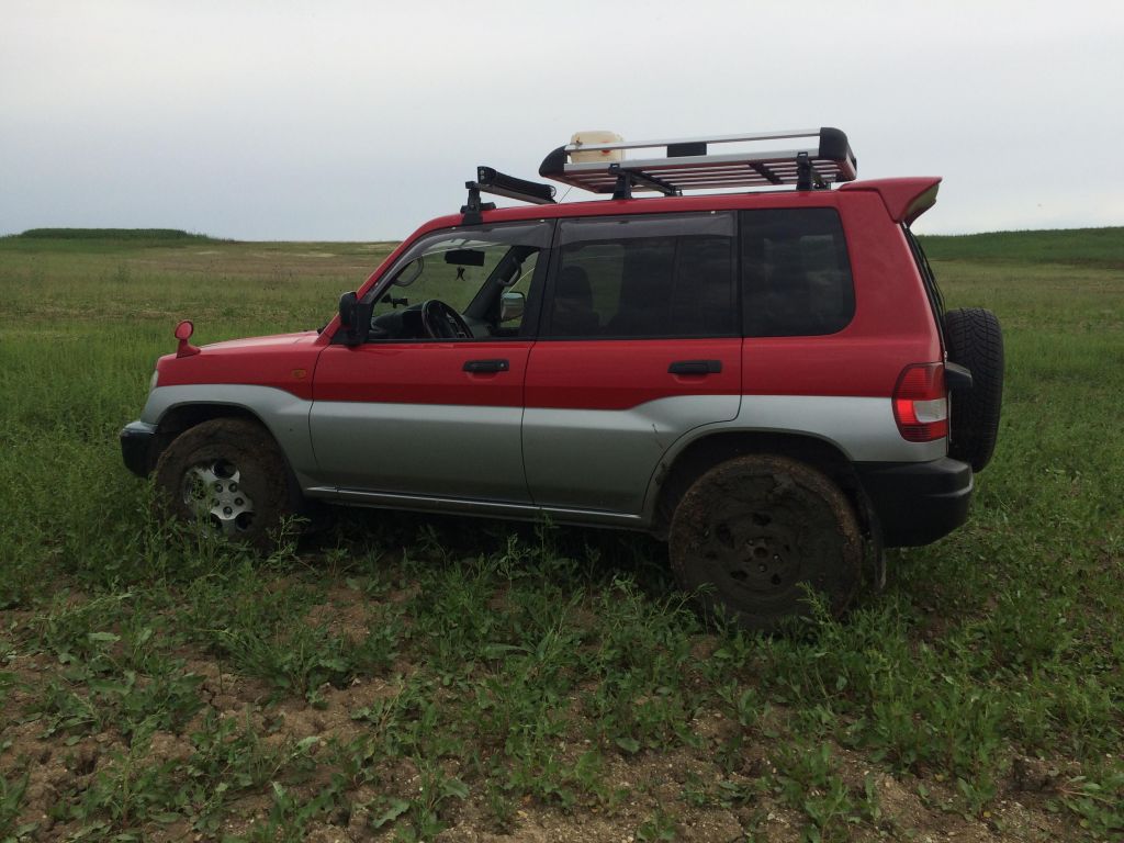 джип - MITSUBISHI