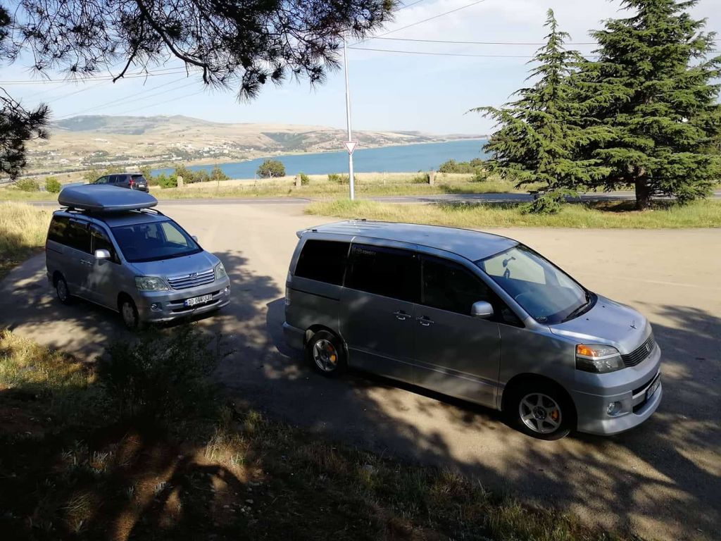 მინივენი - TOYOTA