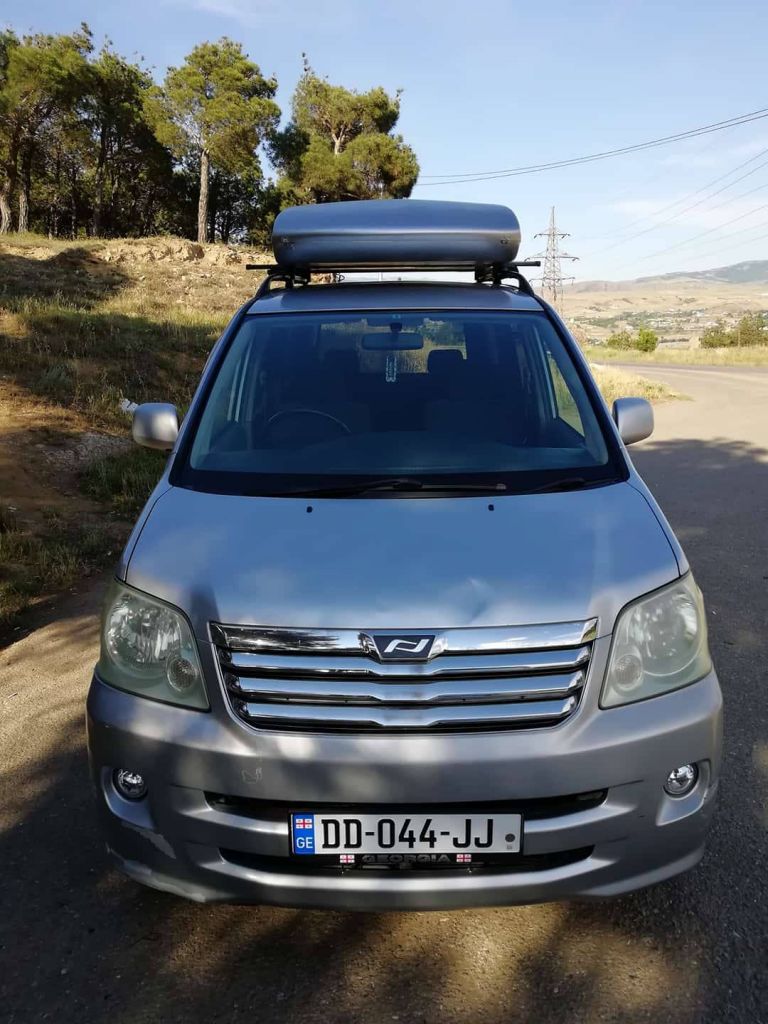 მინივენი - TOYOTA