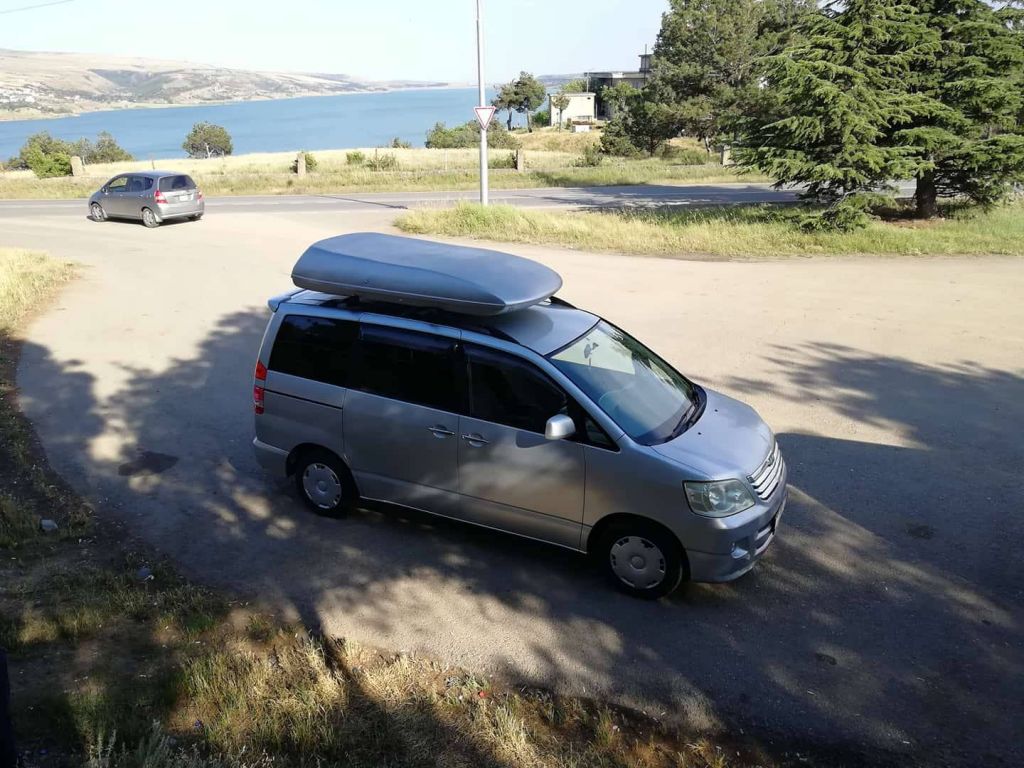 მინივენი - TOYOTA