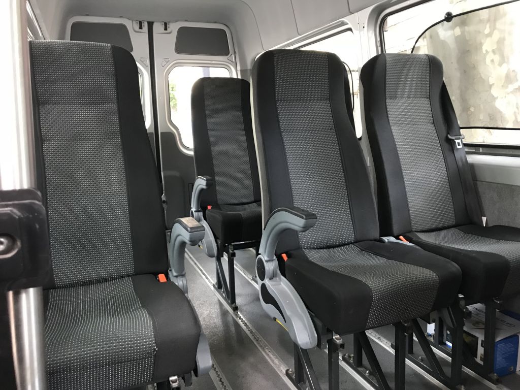 მრ.ავტობუსი - MERCEDES-BENZ