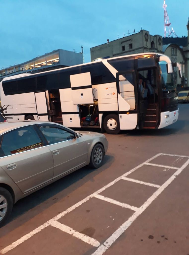 ავტობუსი - MERCEDES-BENZ