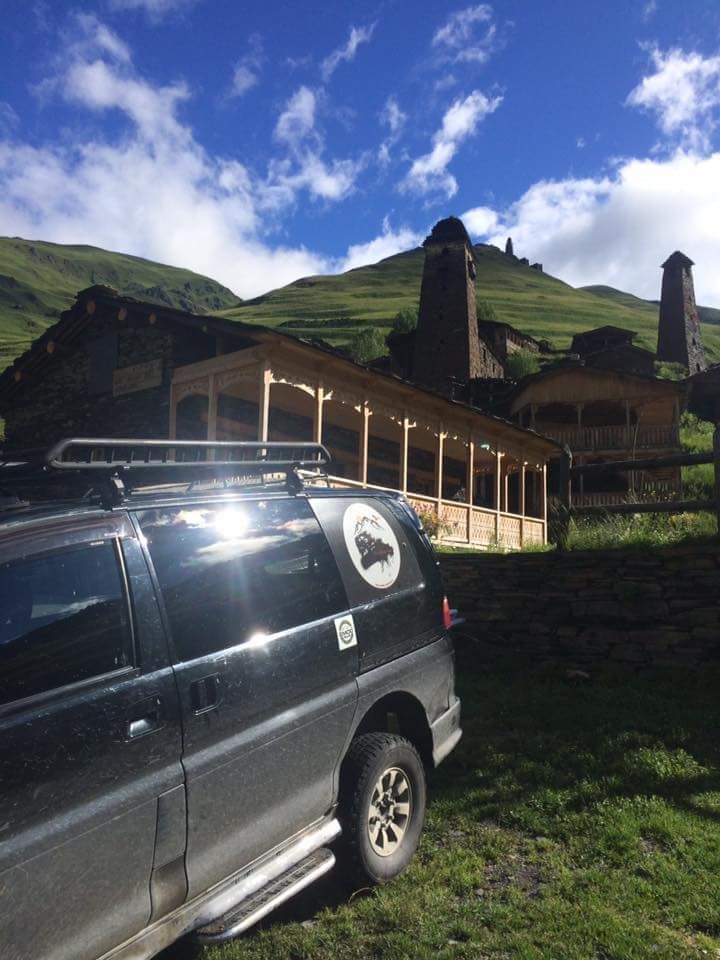 минивэн - MITSUBISHI