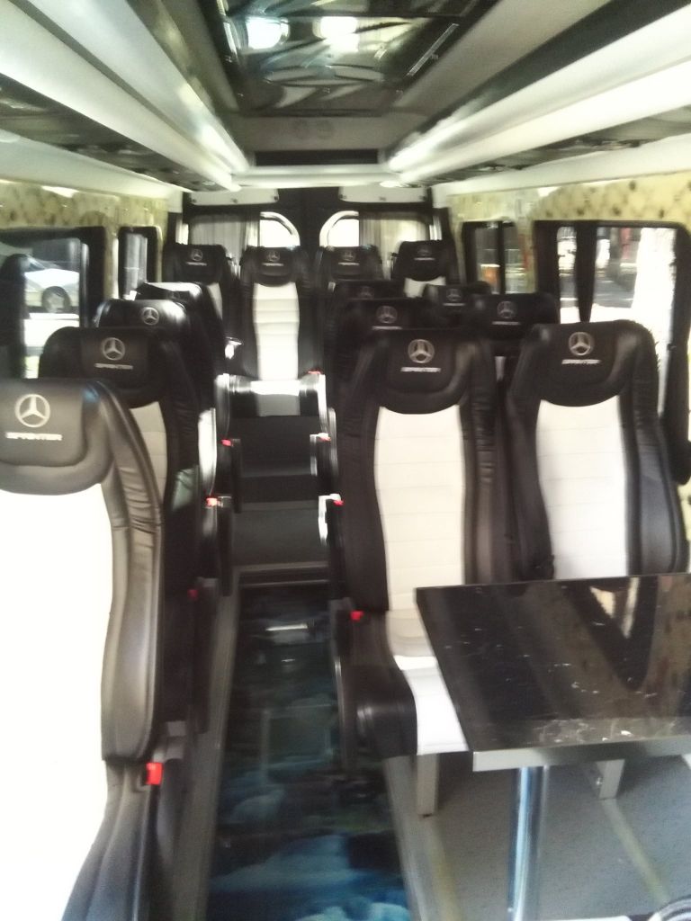 микроавтобус - MERCEDES-BENZ