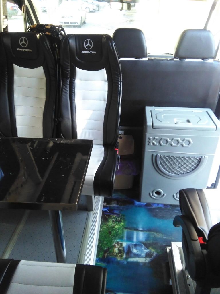 микроавтобус - MERCEDES-BENZ