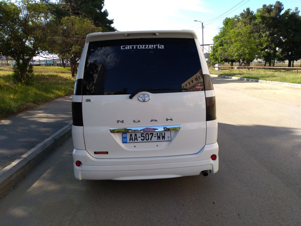 მინივენი - TOYOTA