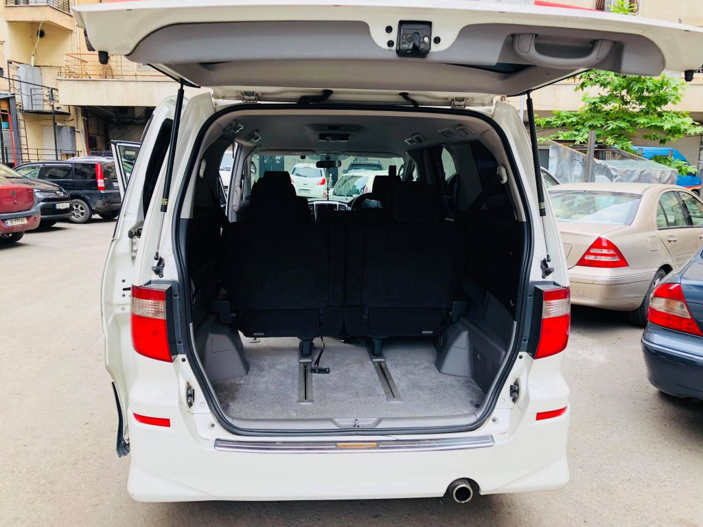 მინივენი - TOYOTA