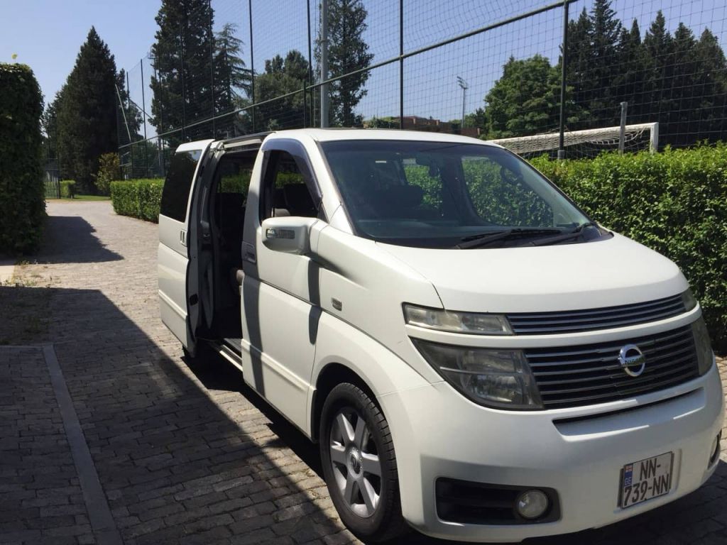 минивэн - NISSAN