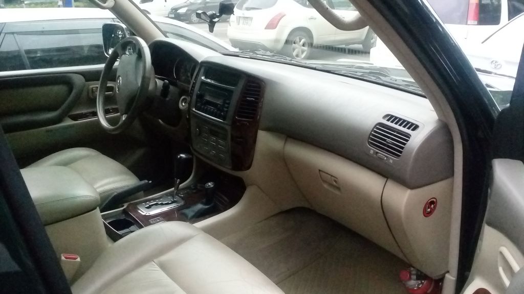 ჯიპი - TOYOTA