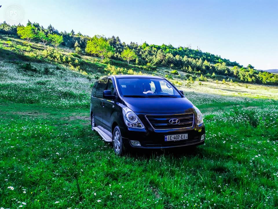 მინივენი - HYUNDAI